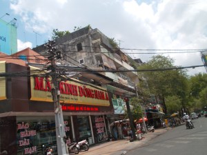 The crazy wiring of HCMC